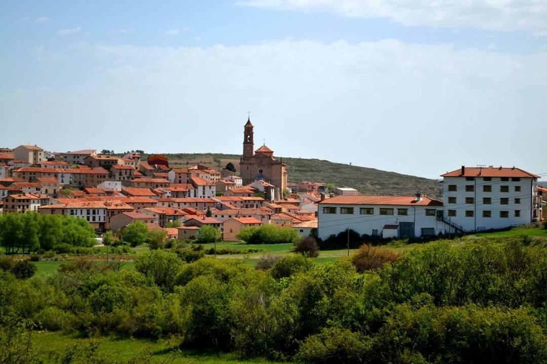 Hostal Restaurante San Millan Orihuela del Tremedal Dış mekan fotoğraf