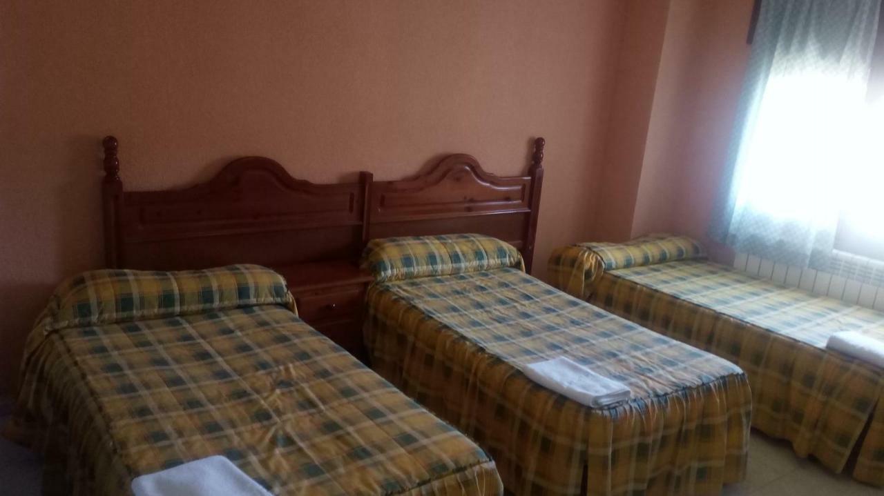 Hostal Restaurante San Millan Orihuela del Tremedal Dış mekan fotoğraf